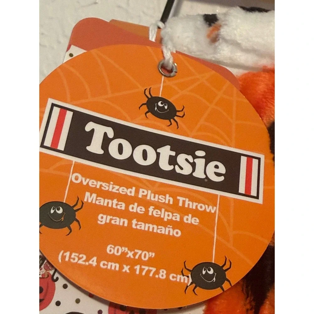 Tootsie Roll Halloween Oversized Plush Throw Blanket Pumpkin Candy 60x70